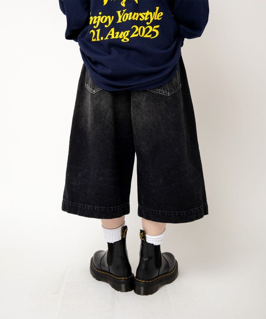 お値下げ最終今季RNA★スタッズラインルーズカットレングスパンツ