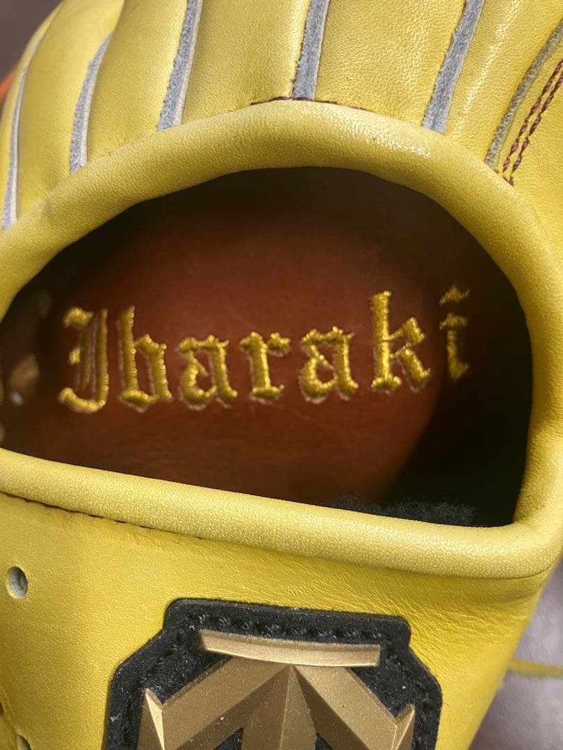 イエロー Ibaraki 硬式野球グローブ
