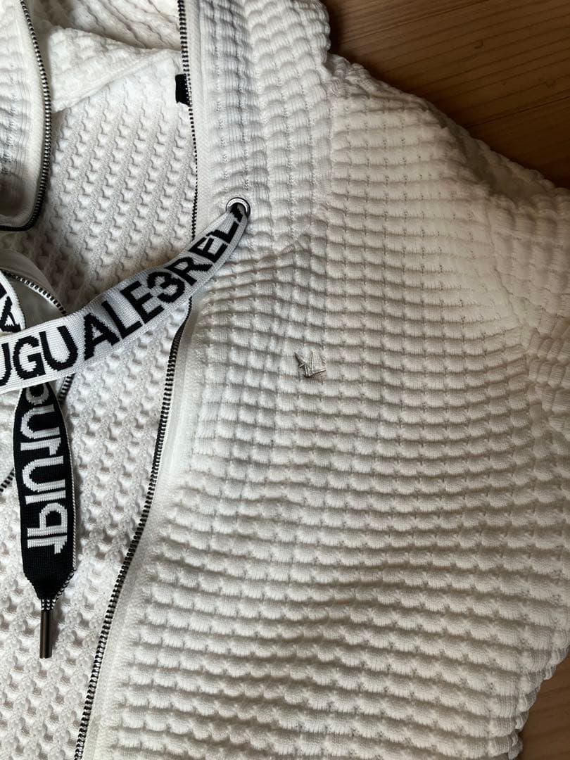 ★最終値下げ★1PIU1UGUA RELAX ホワイトジャージ上下セット