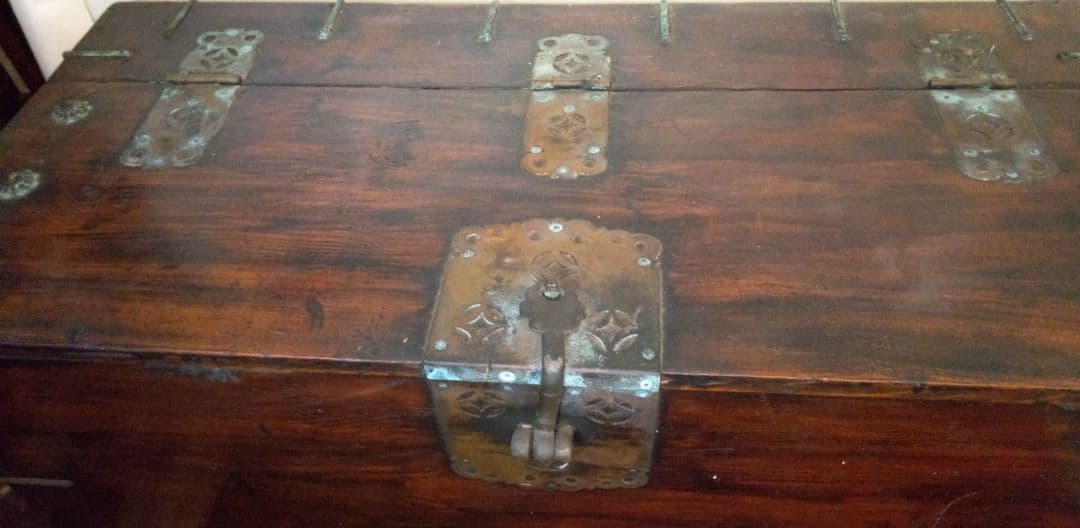 李朝家具　トンケ　ダークブラウン　木製アジアン収納箱