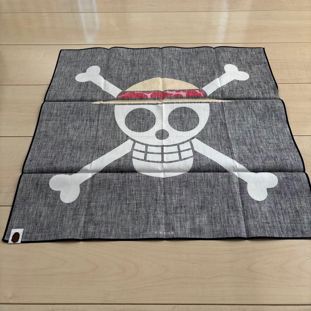 APE ONE PIECE コラボ　ハンカチ　バンダナ