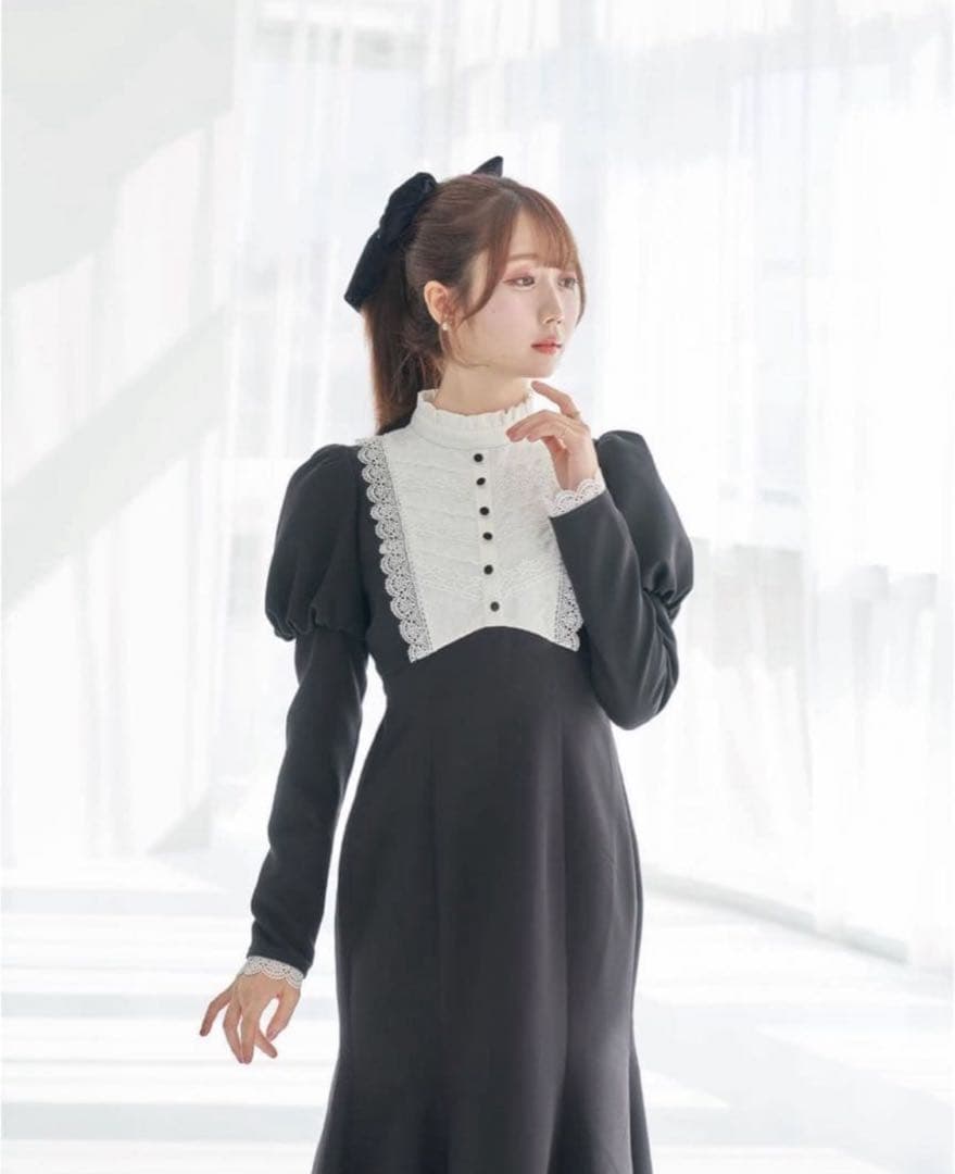 Rosé Muse lace maid style dress black S