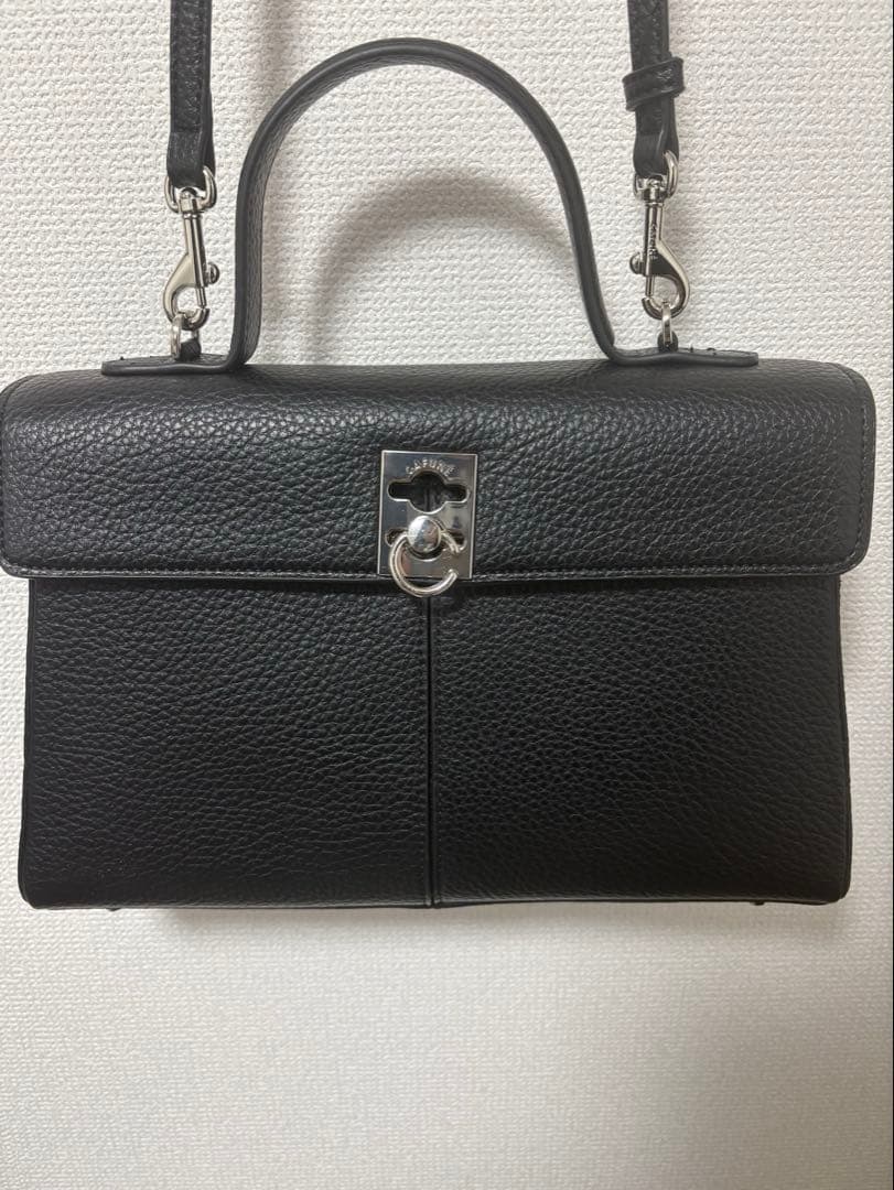 Cafune ブラック ショルダーバッグ