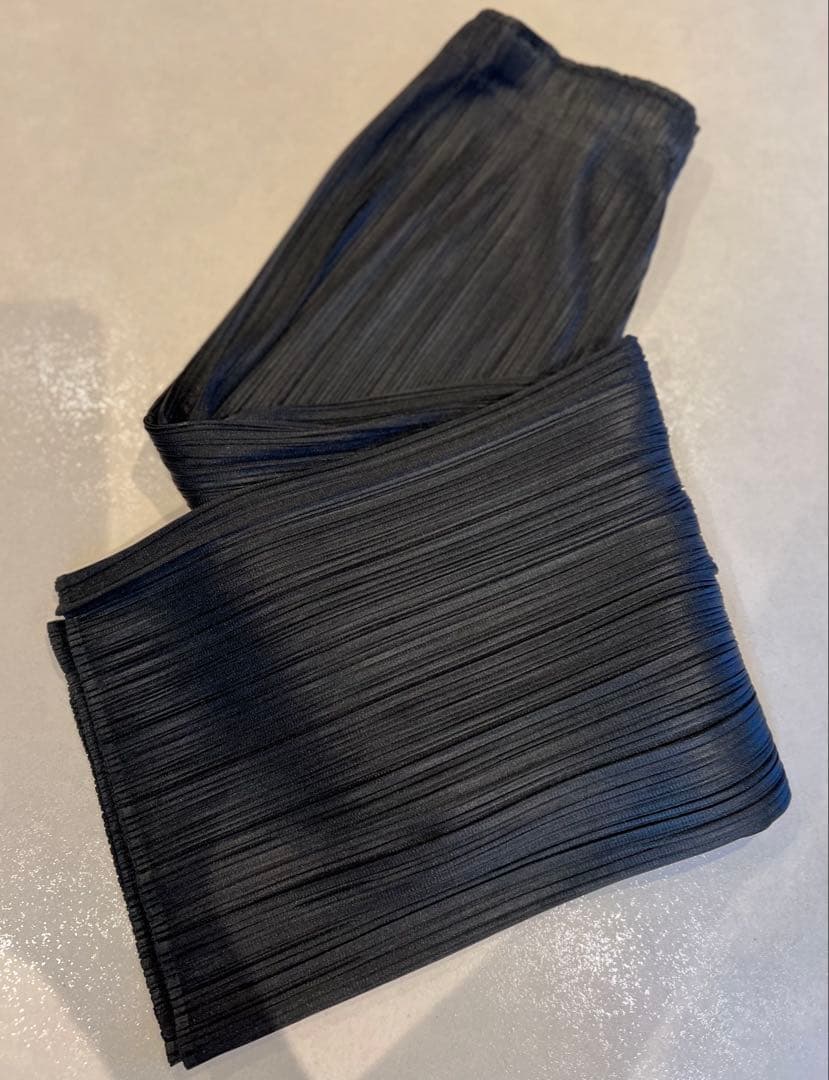 極美品◼️ プリーツプリーズ　ストレートパンツ　黒