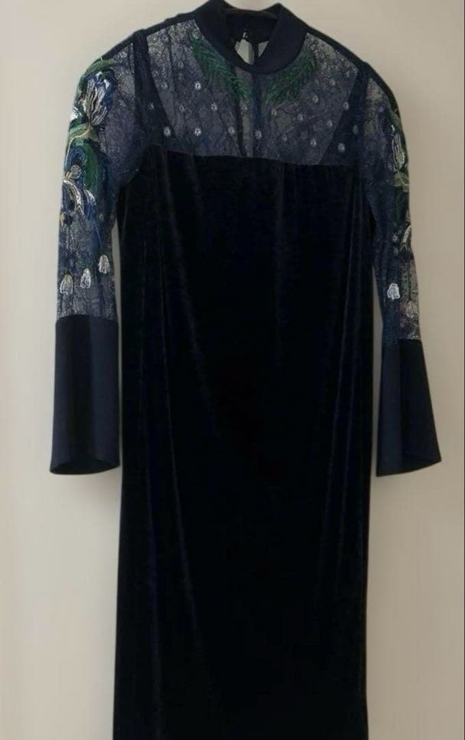 mame ベロアワンピース