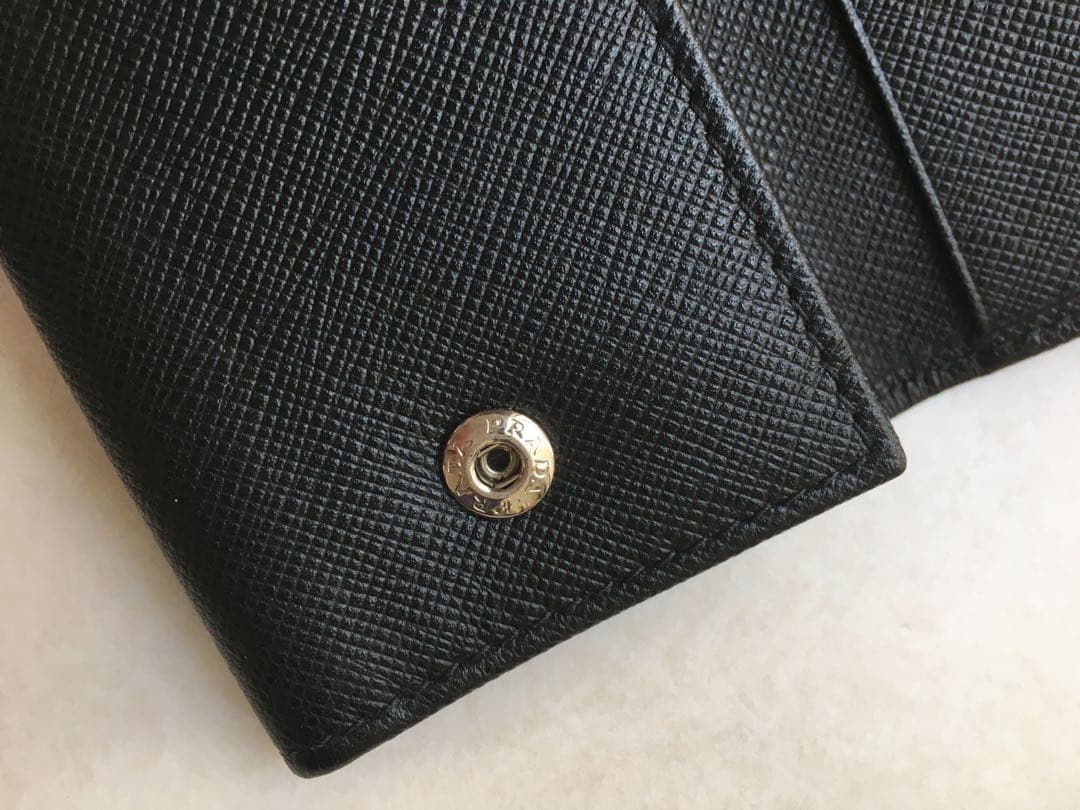 正規品　プラダ　サフィアーノ　レザー　キーケース