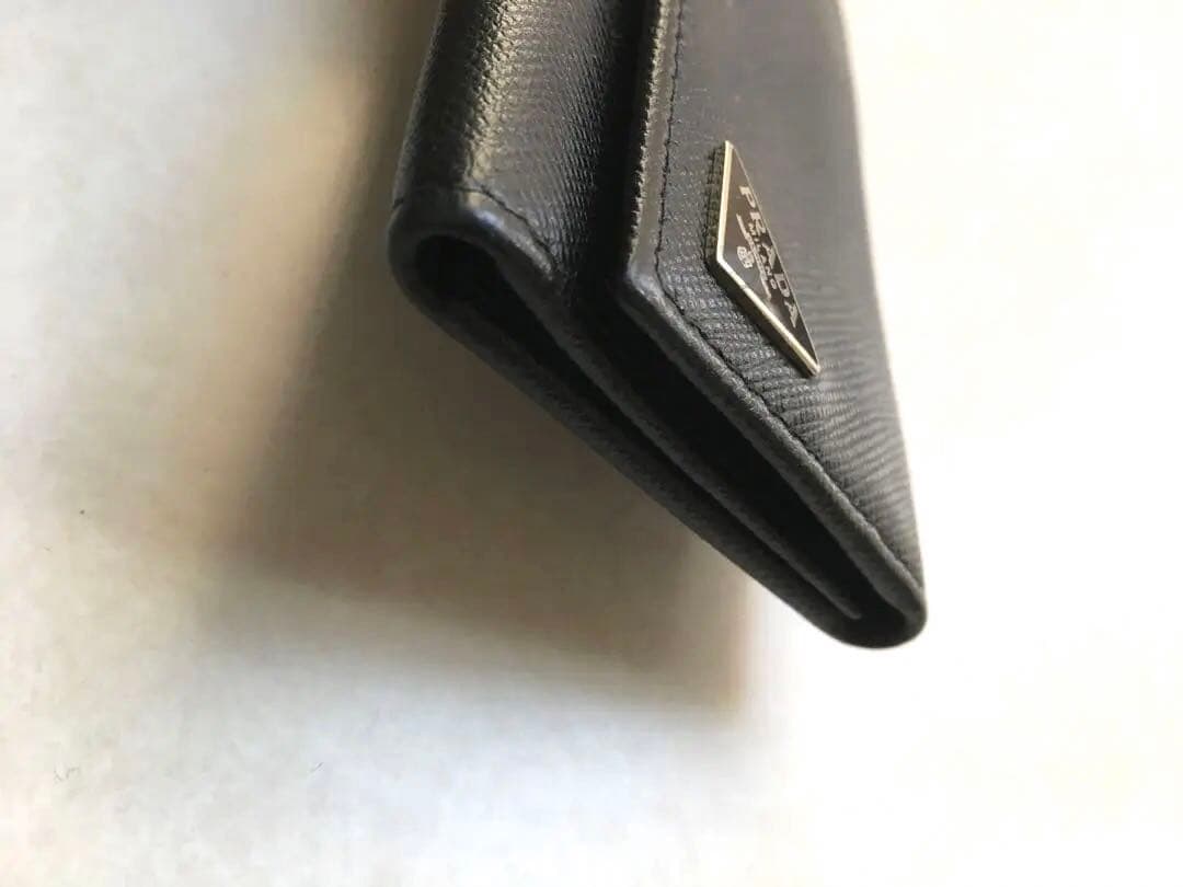 正規品　プラダ　サフィアーノ　レザー　キーケース