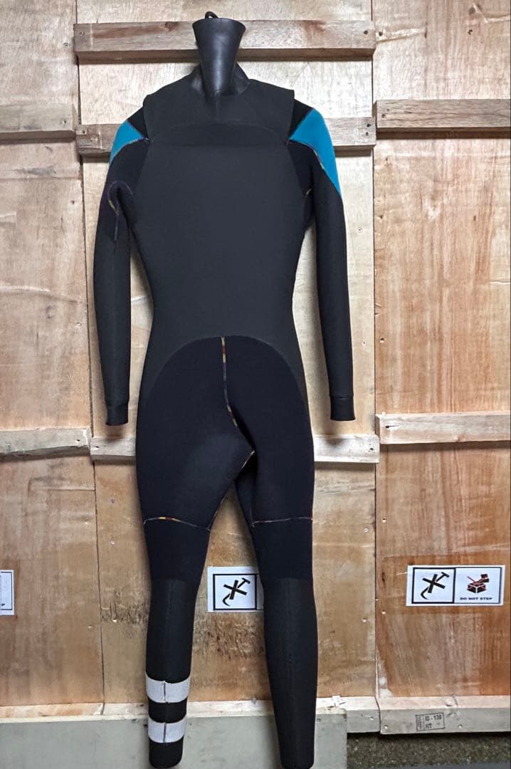 セミドライウェットスーツ　ダブルフラップ　女性用　レディース