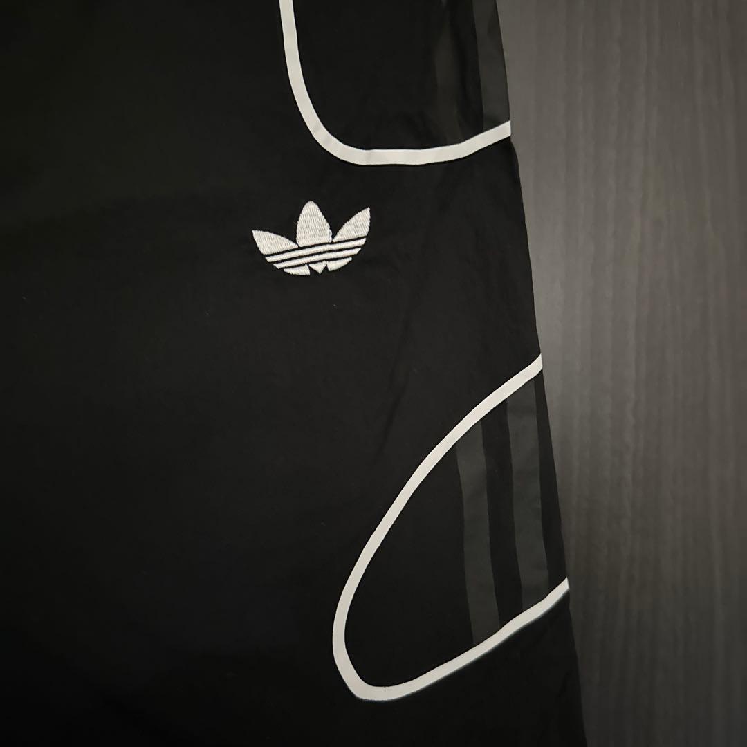 adidas ブラックジャージ上下セット