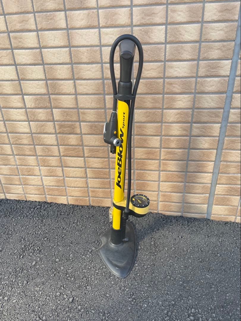 直接引取希望　埼玉ふじみ野GIANT クロスバイクＭ➕専用フロアポンプ