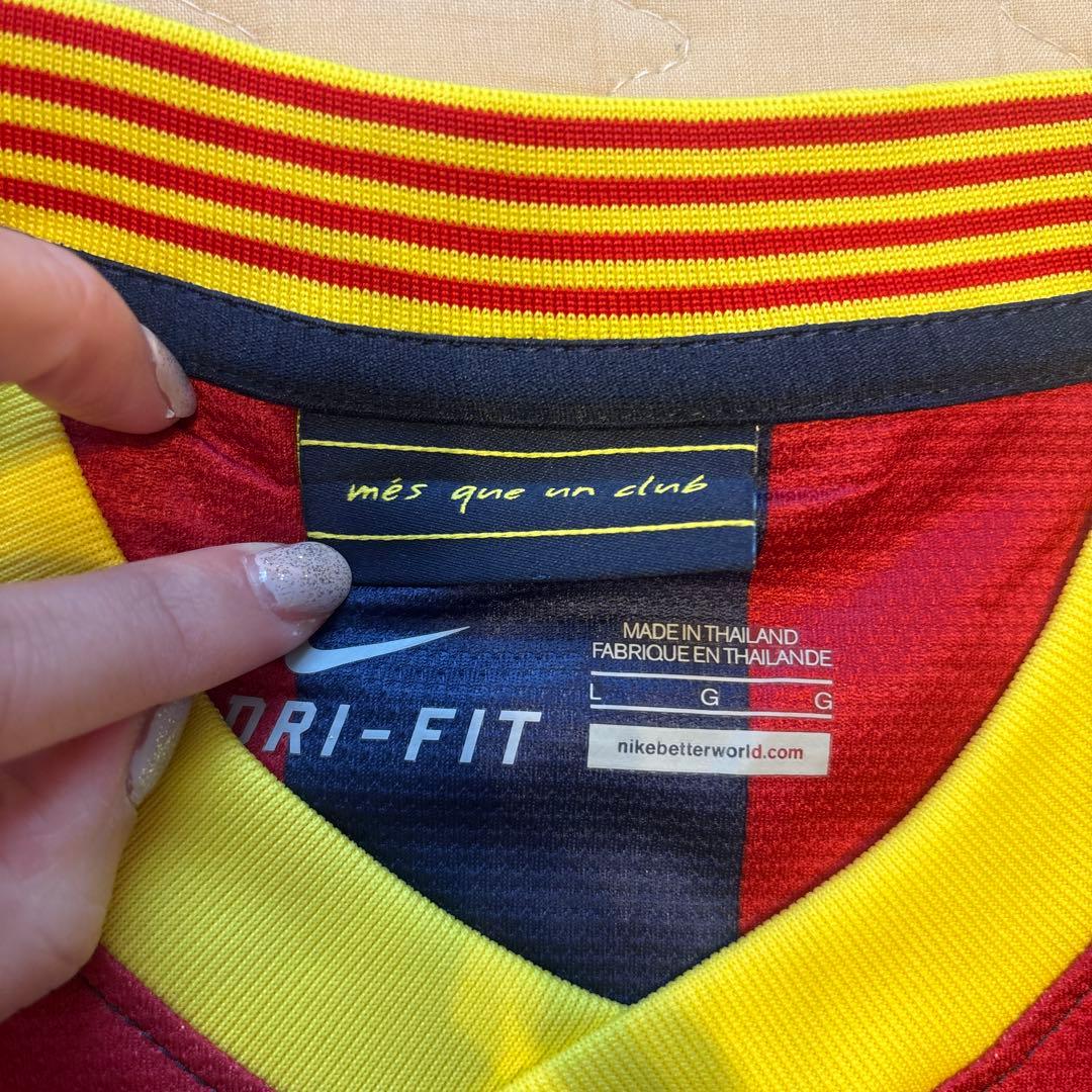 バルセロナ　メッシ　ユニホーム