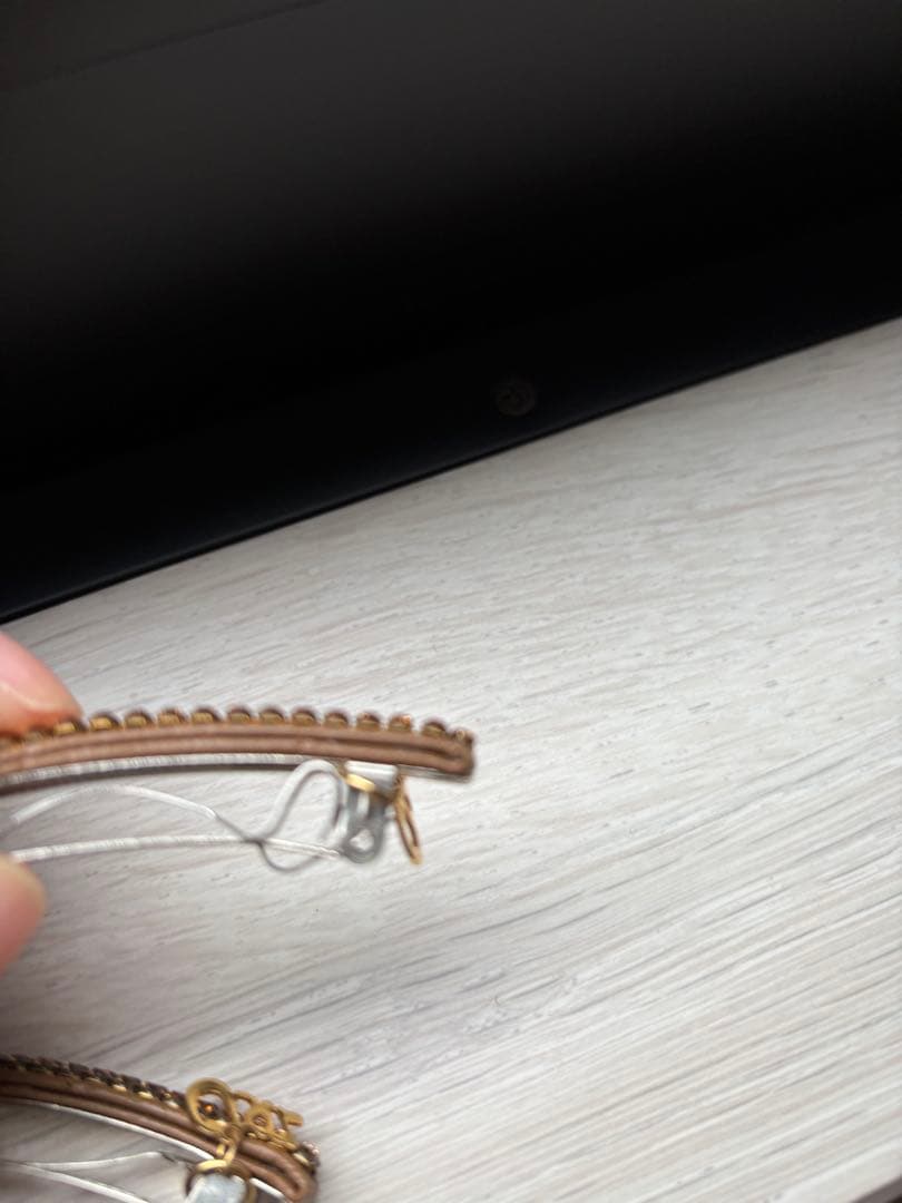 すみっこぐらし様コンプレックスビズ　ブラウンバレッタ　大小セットスワロフスキー