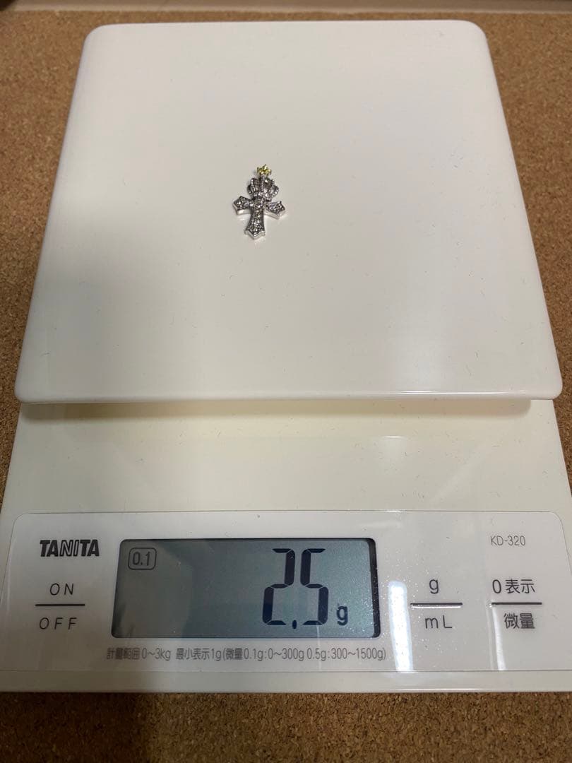 QVC笠原真寿美 ペンダントトップ ダイヤモンド クラウン クロス K18WG