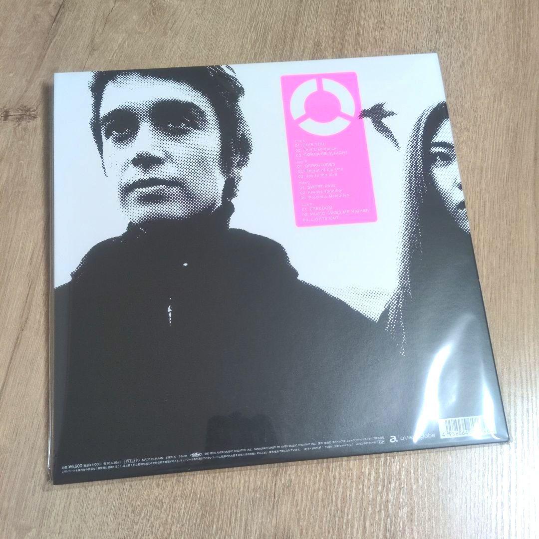 globe「globe」〈レコードの日 2025 対象商品（2LPレコード）〉