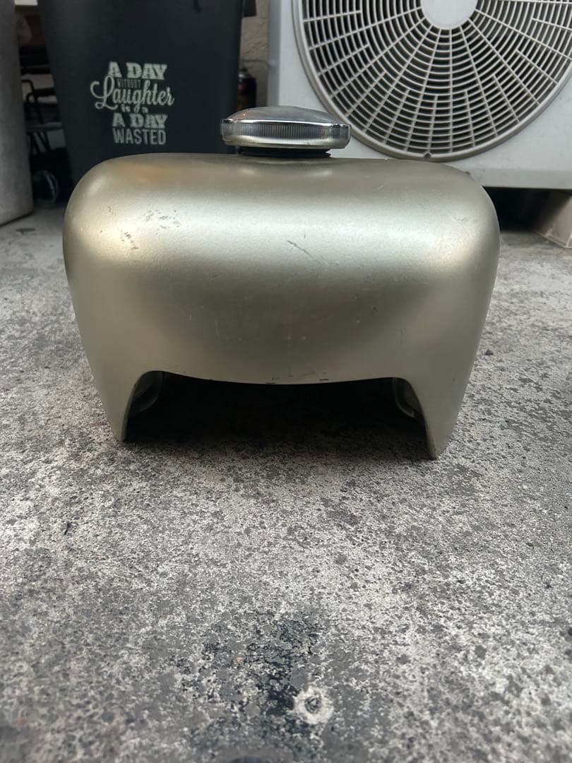 スティード400 ガソリンタンク