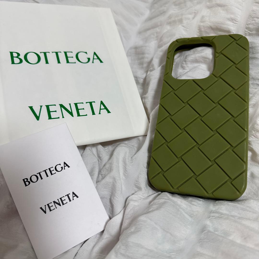 値下げ可　ヴォッテガ　スマホケース　iPhone15Pro 美品