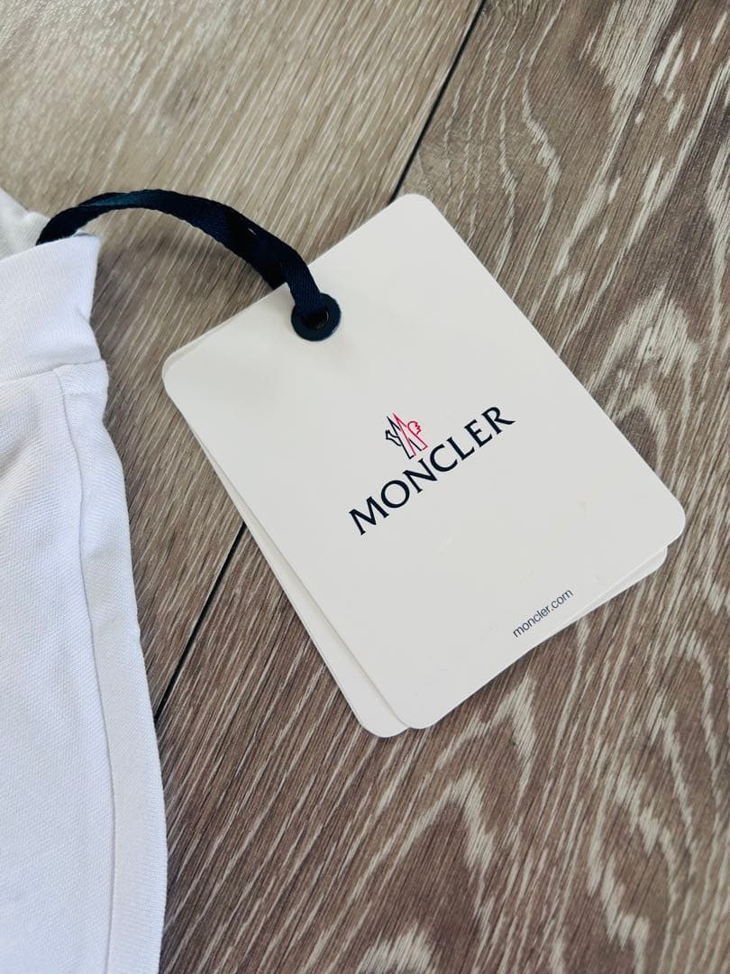 トモ MONCLER ホワイト 長袖カットソー Mサイズ