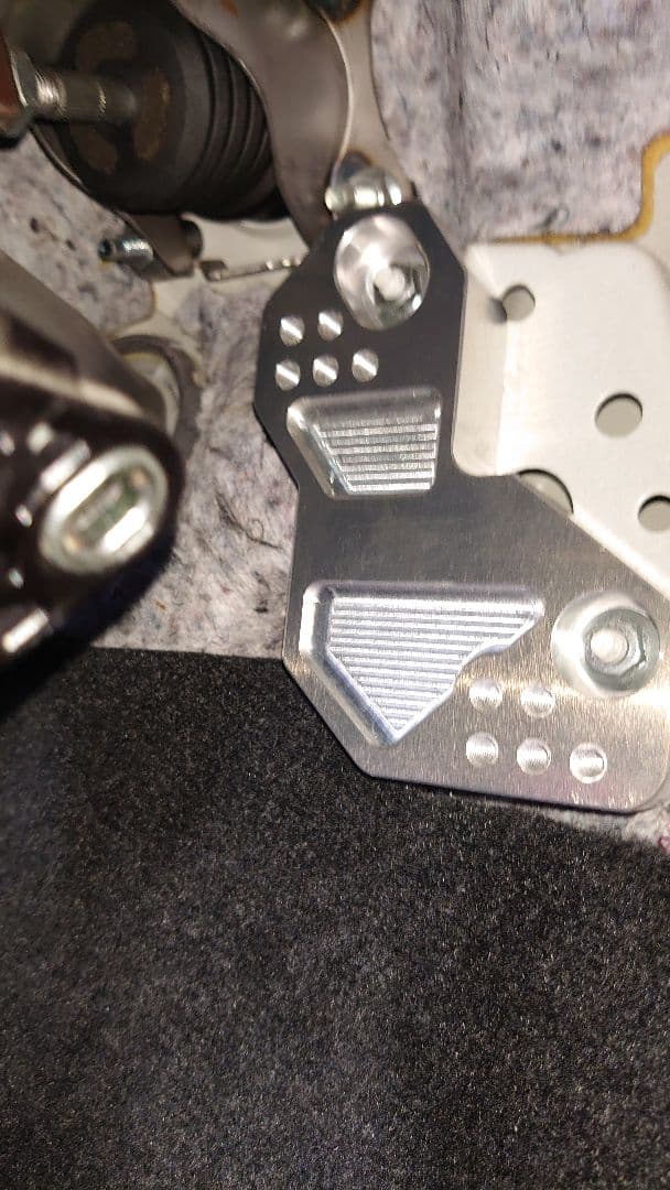 【あいす】ALTEX製 アクセルペダルスペーサー(22mm厚)