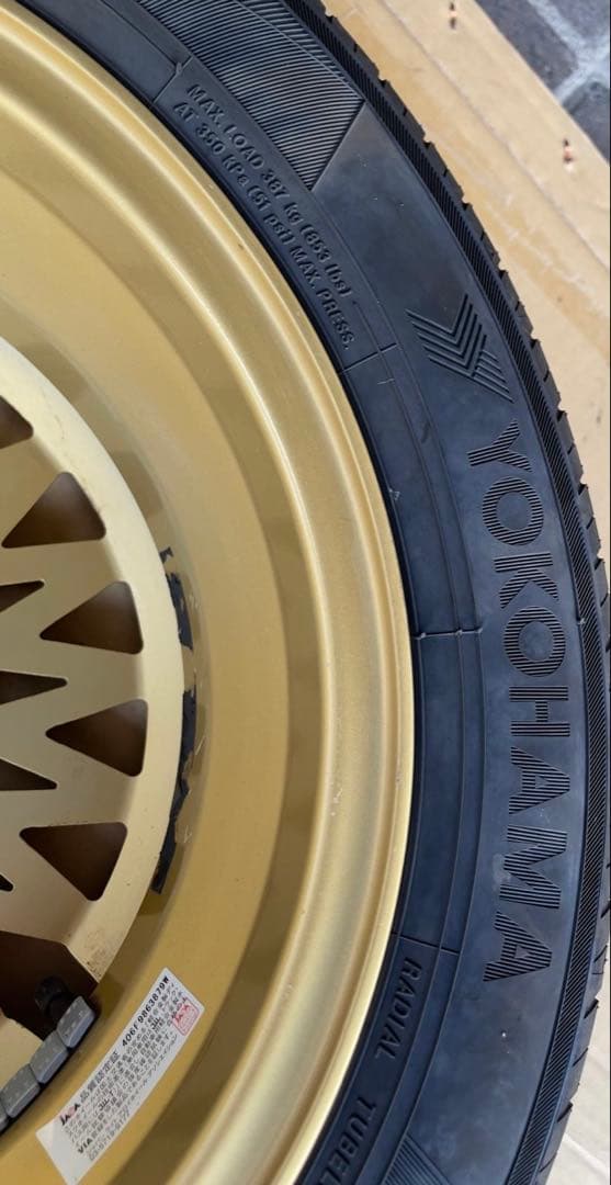 か*う様 中古　FENICE RX3ホイール　ゴールドカラー