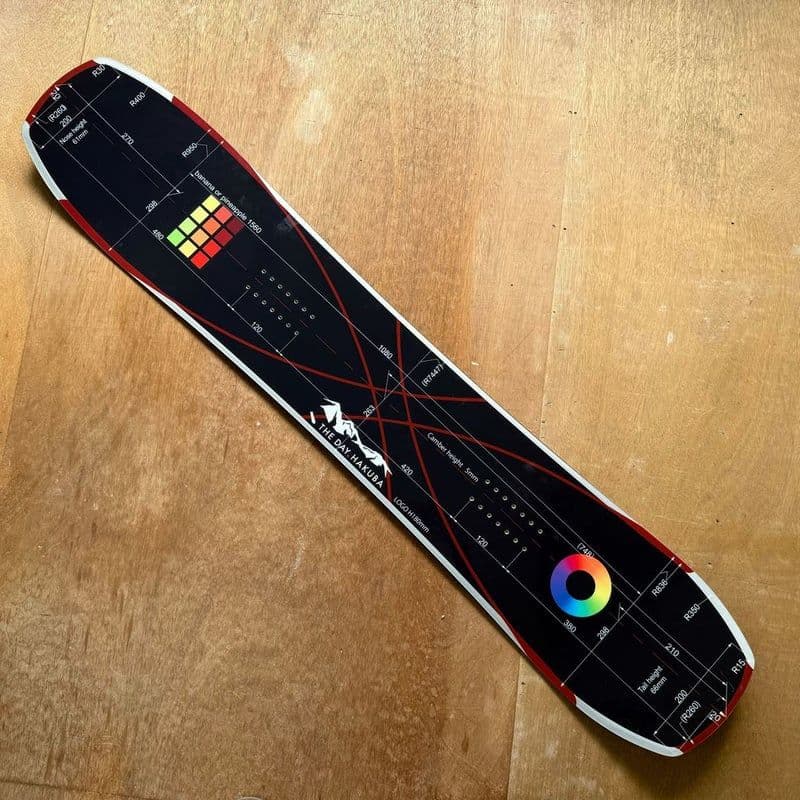 スノーボード THE DAY HAKUBA Banana or Pineapple