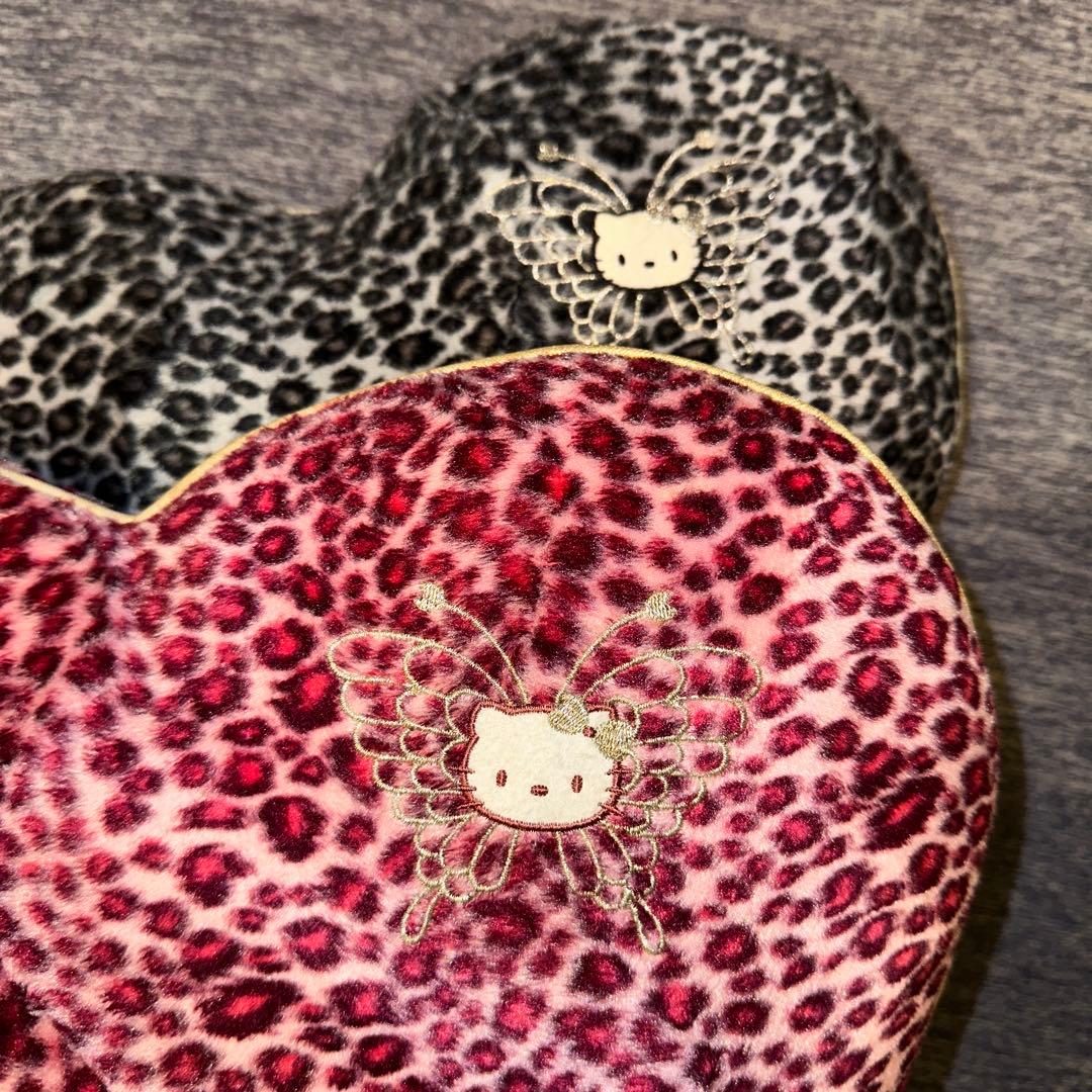 ハローキティ　ハート　ペアクッション　ヒョウ柄