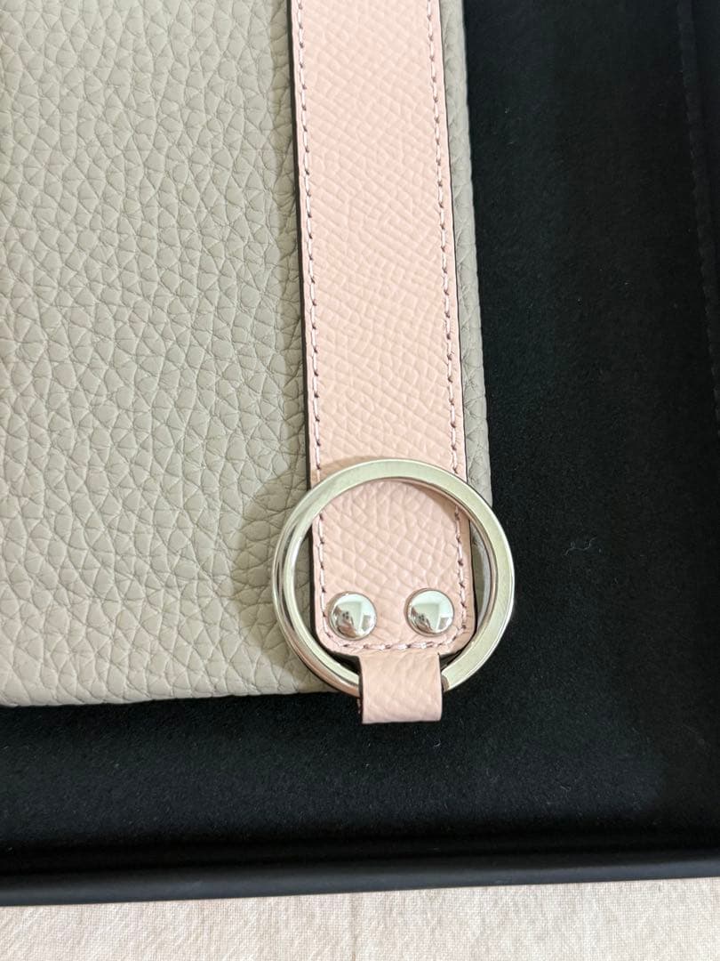 週末値下げ BONAVENTURA iPhone16pro用ケース