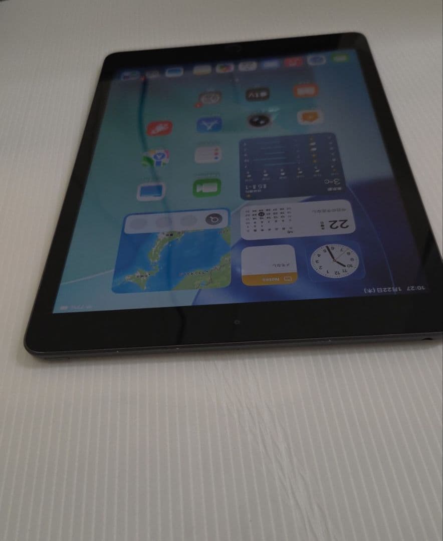 Apple iPad 第8世代10.2インチ スペースグレー