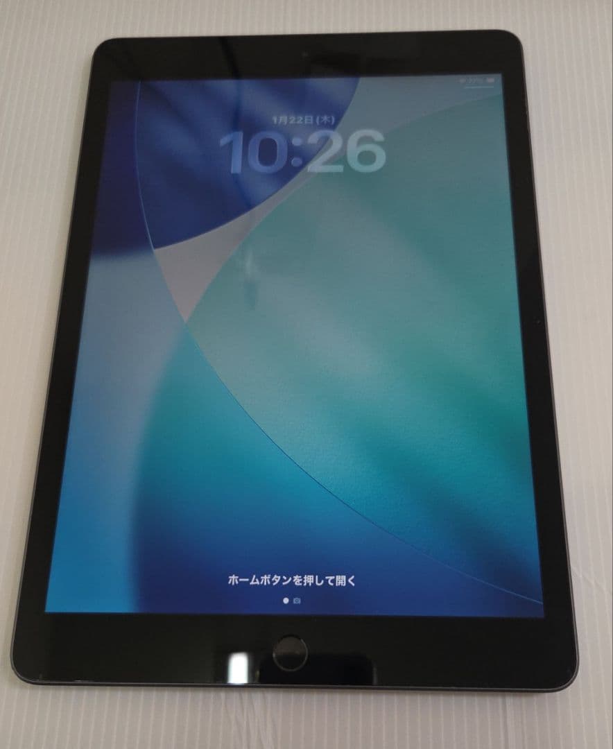 Apple iPad 第8世代10.2インチ スペースグレー