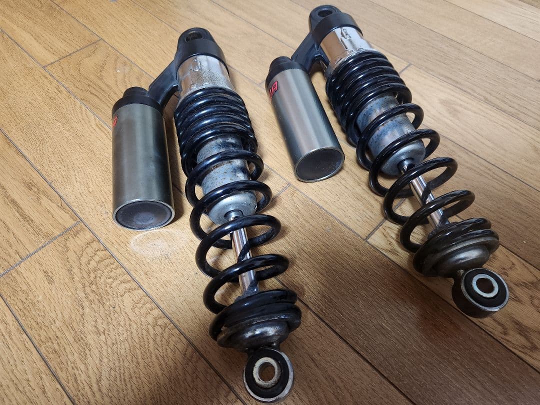 CB400SB リアサス