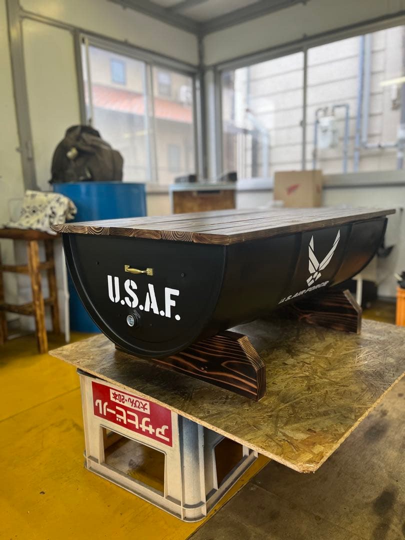 【特価】通常より5,000円引きドラム缶ガラステーブル　給油口（小タイプ）