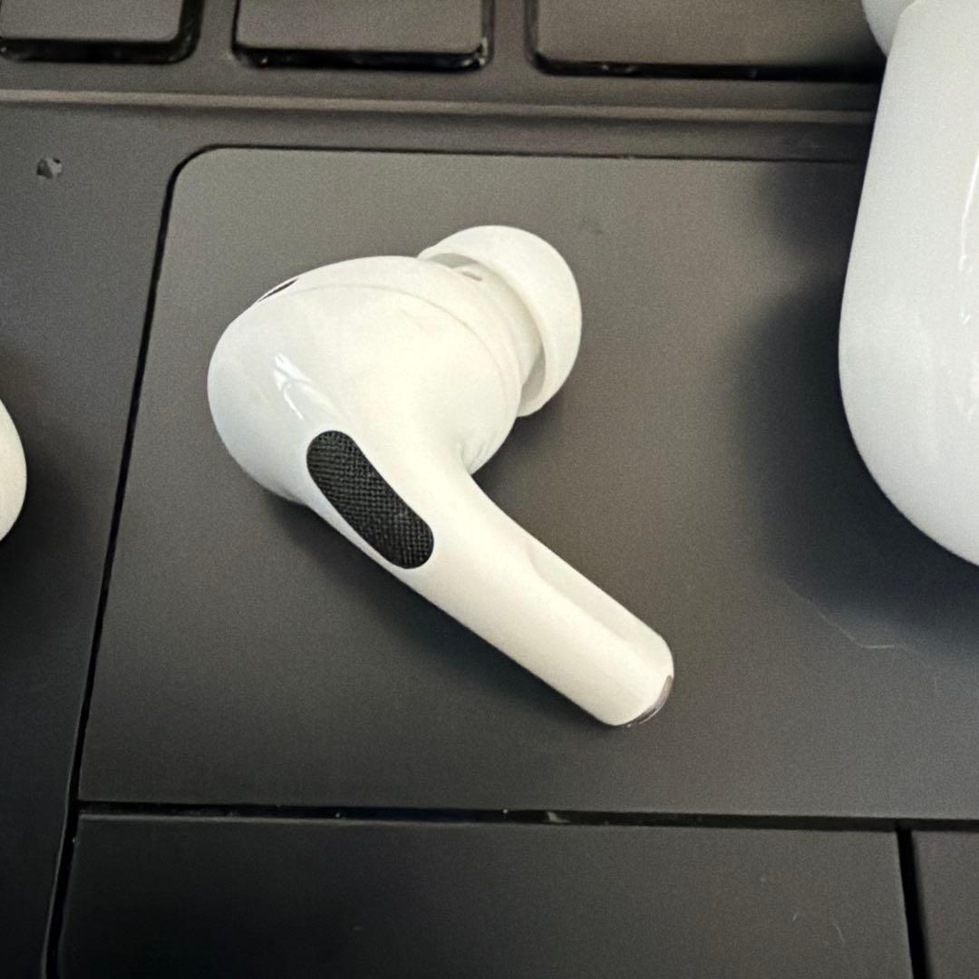 AirPods Pro第2世代 本体 lightningタイプ