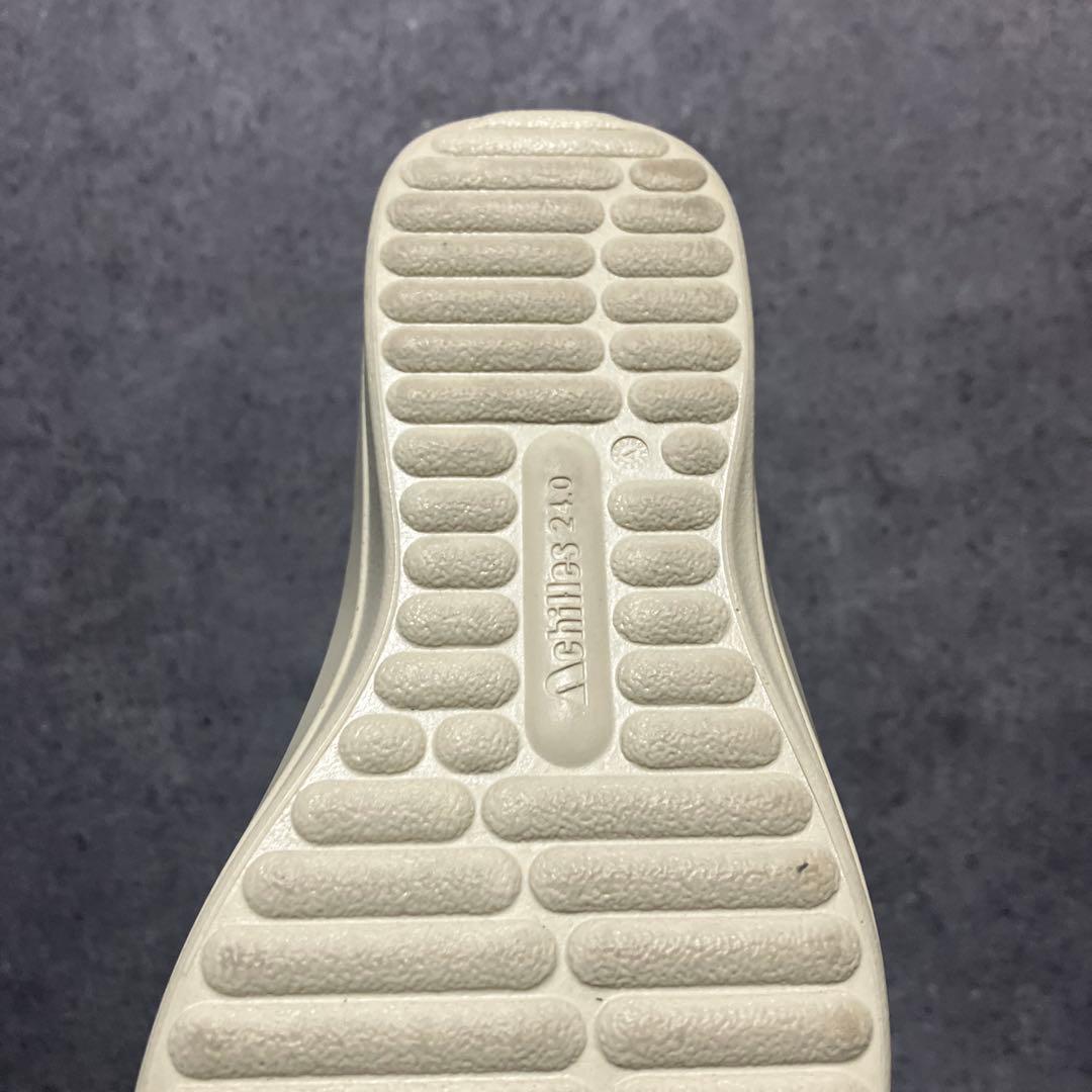 ACHILLES SORBO シルバー スニーカー　24.0