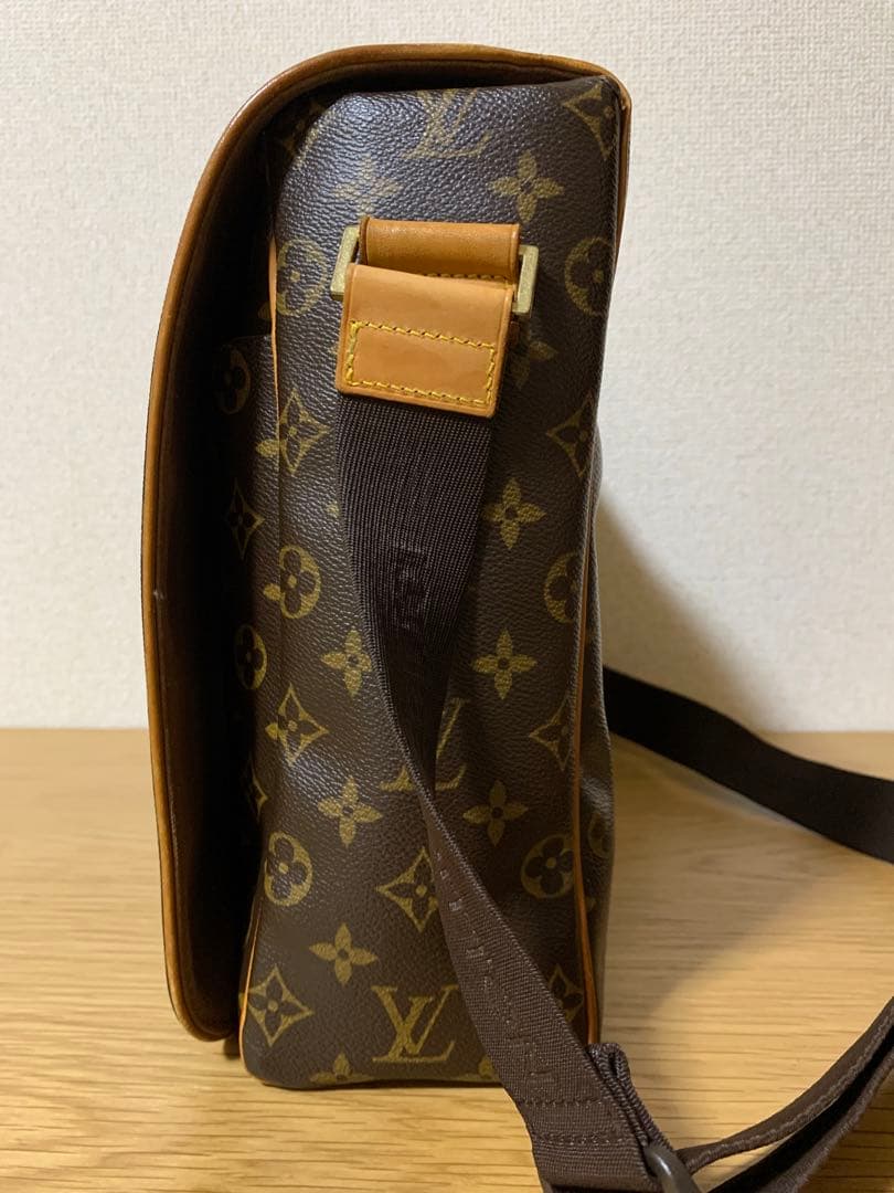 ルイ・ヴィトン　モノグラム　アベス　M45257 ショルダーバッグ