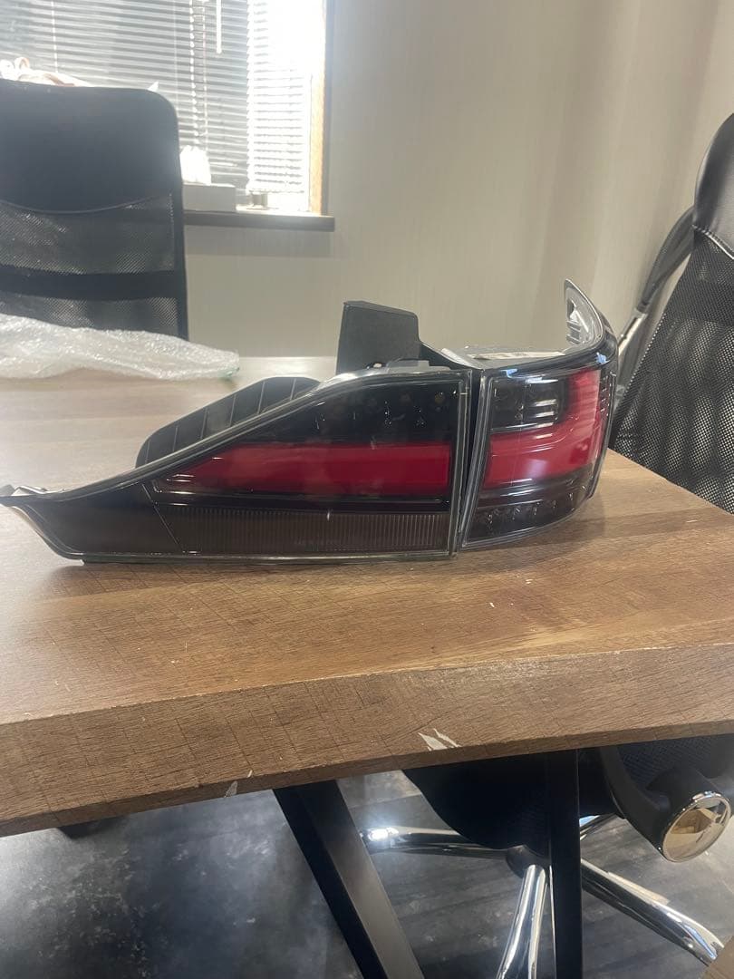 イーグルアイ　EAGLE EYES テールランプCT200h ブラッククローム