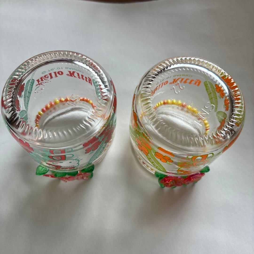 【希少　激レア】レトロ　南国キティちゃん　ガラスの小瓶　ミニボトル　2個セット