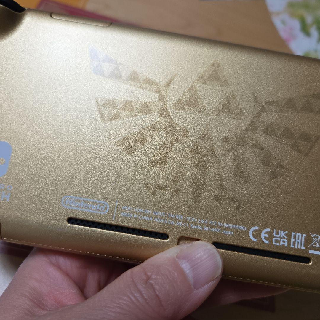 Nintendo Switch Lite ゼルダの伝説デザイン ゴールド