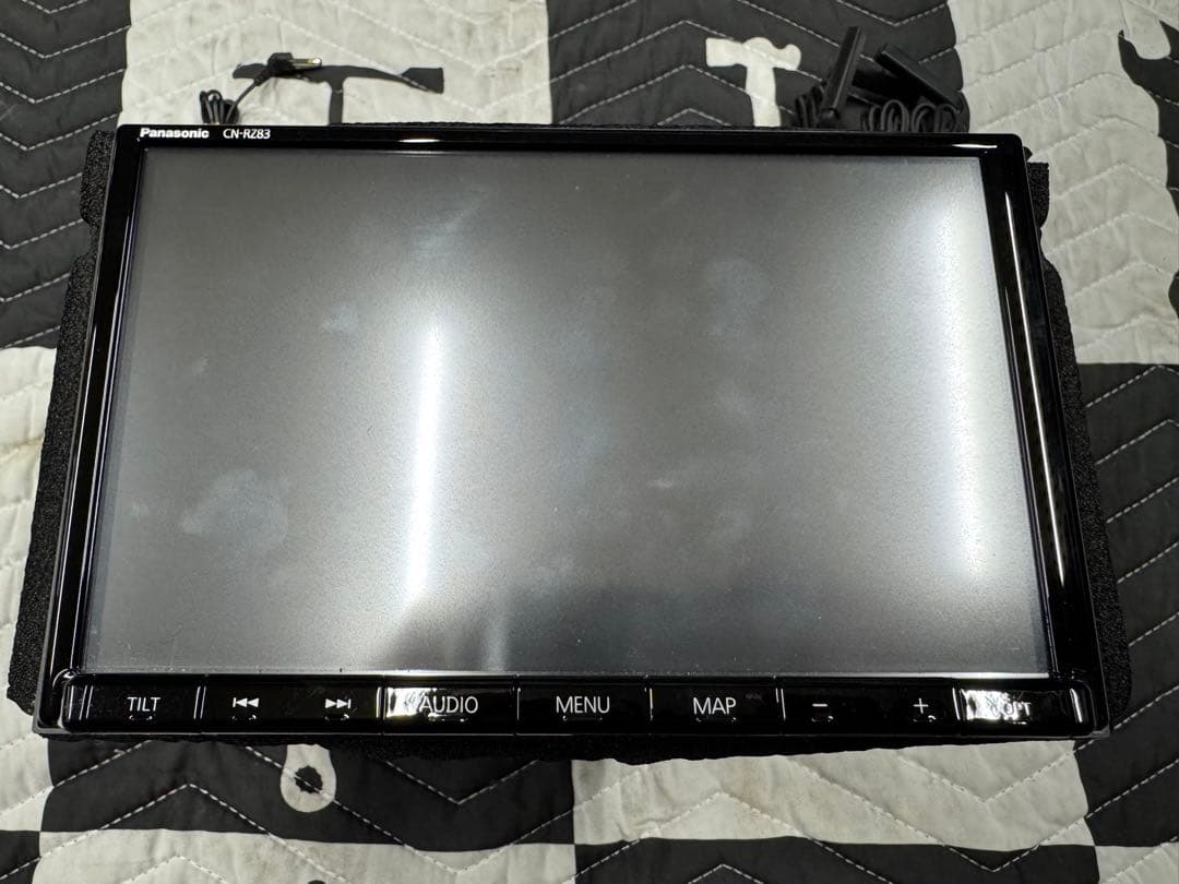Panasonic CN-RZ83 カーナビ 8インチ