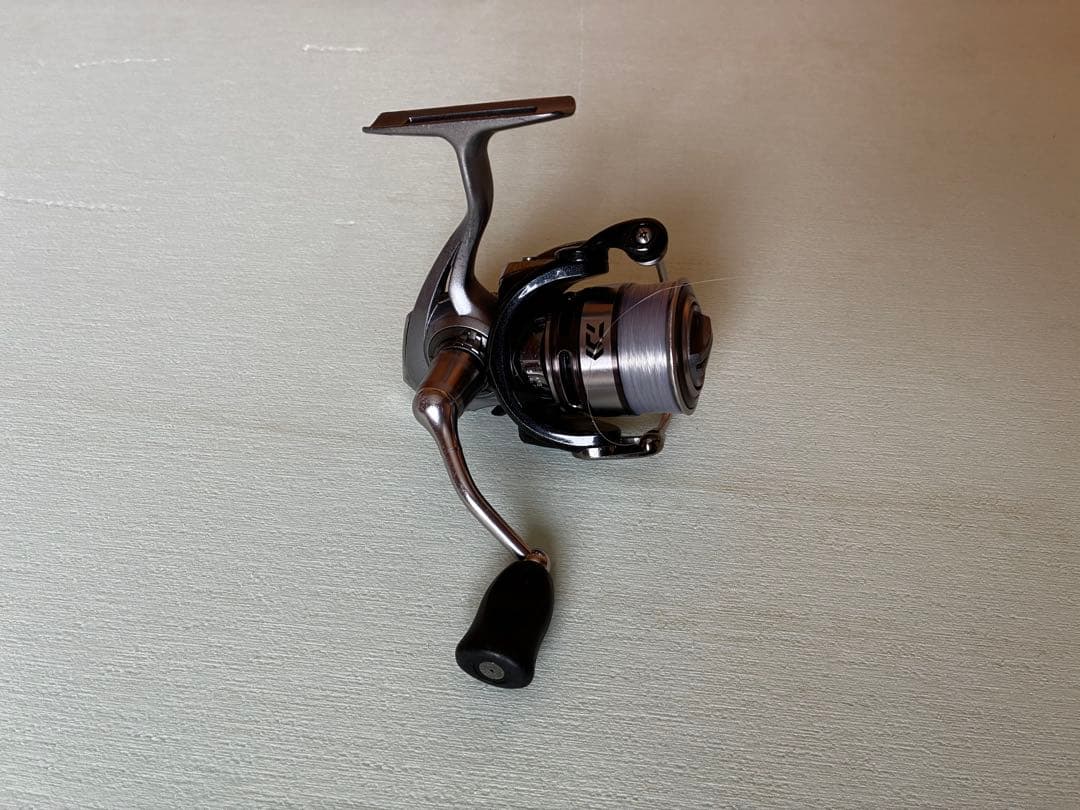 ダイワ カルディア 2004H 中古 釣り引退品 ハイギア スピニングリール