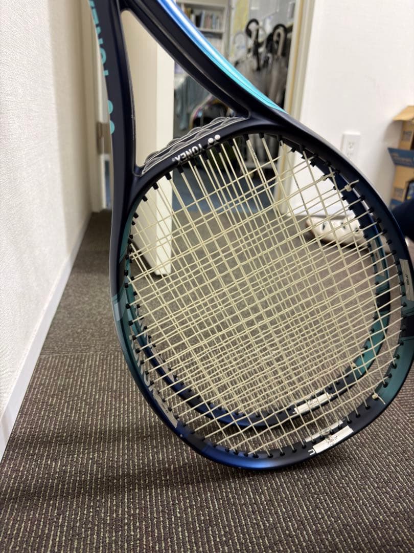 YONEX イーゾーン100L