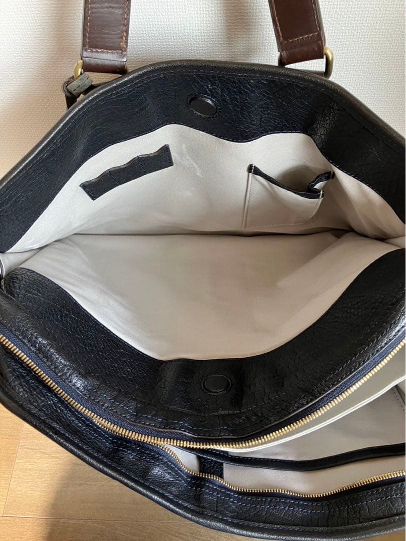 土屋鞄　アルマス　バッファローブリーフケース