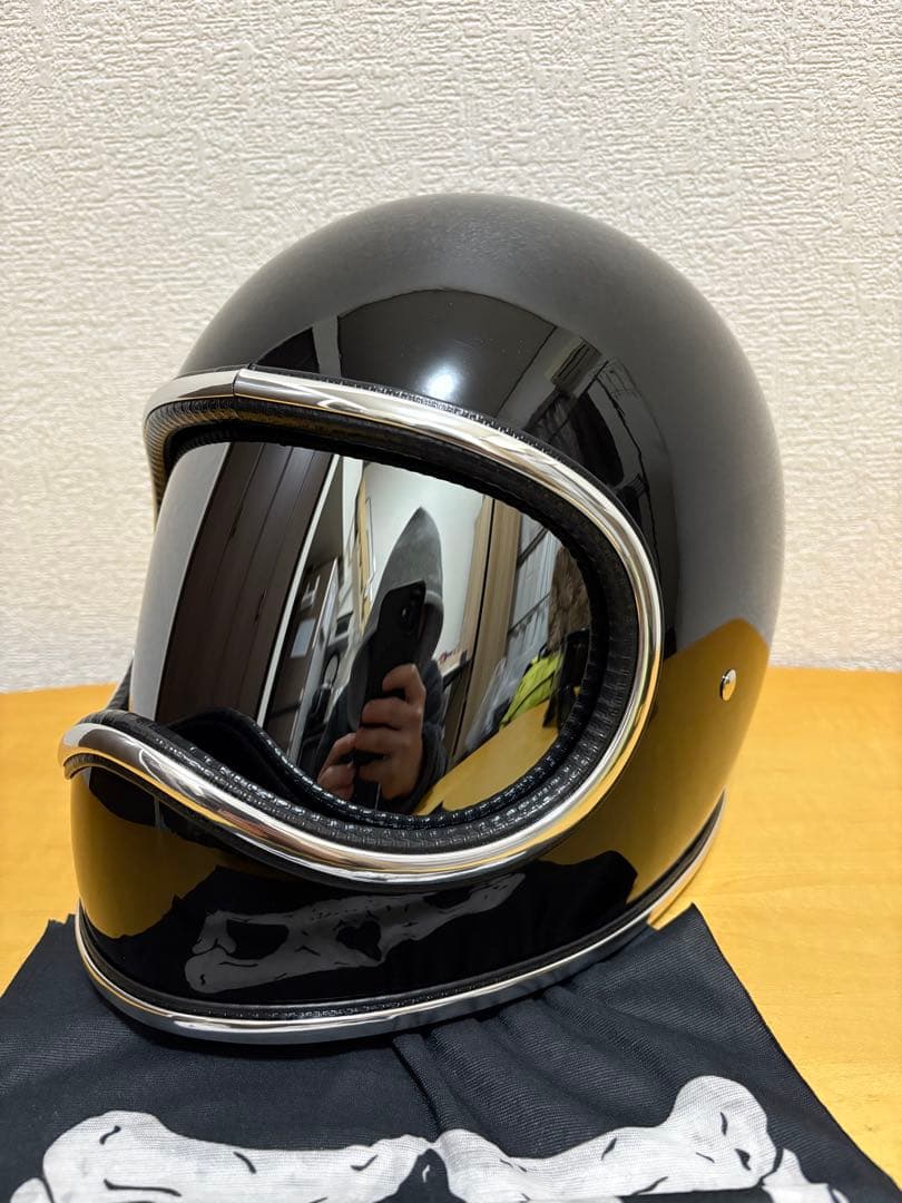 新品！スペースヘルメットLサイズ　ブラック　ゴーグル、ケース付きnobudz風