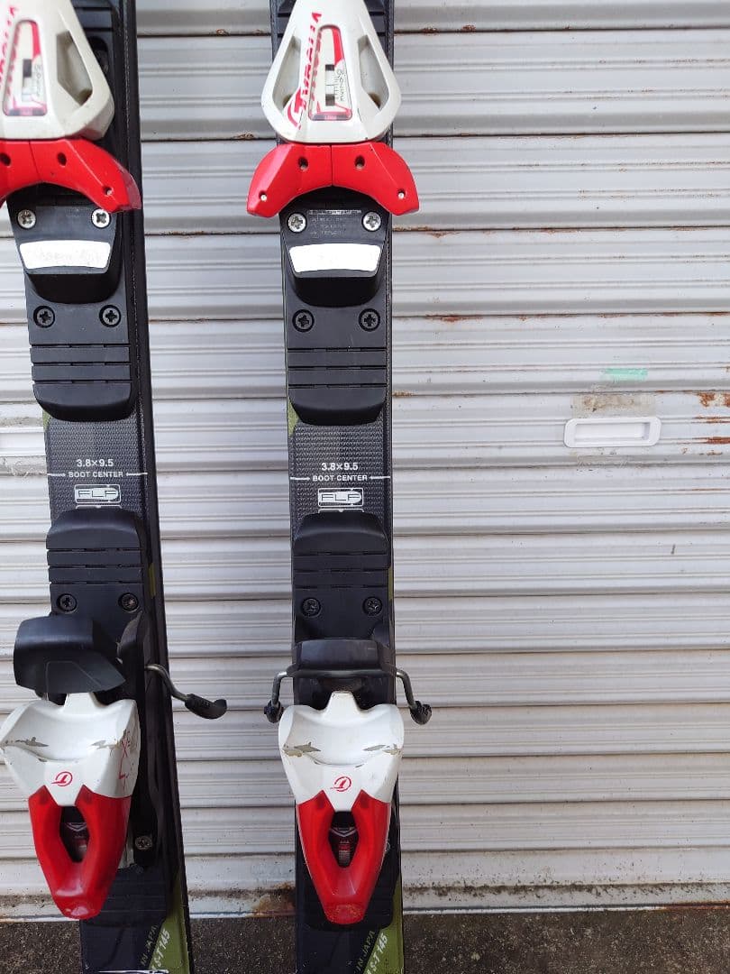 OGASAKAオガサカ TRIUNトライアン　スキー　板　SL 145cm