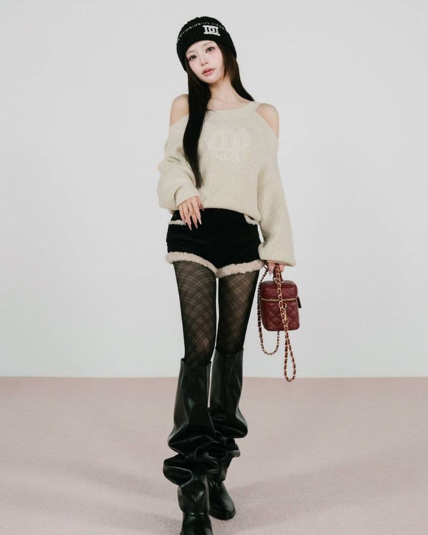 新品未使用 ダーリッチ ポイントボアコーデュロイショートパンツ 【S】