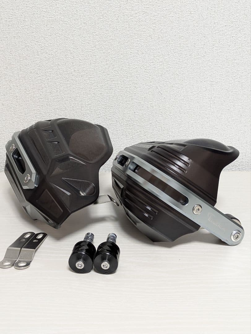 【ZETA】エクスプローラー ウィンドシールドと【カエディア】ハンドガード