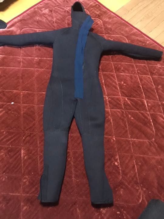 ウェットスーツ　サーフィン　ダイビング 値下げ