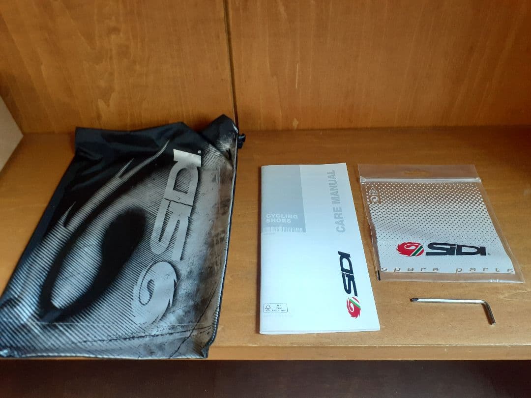 【新品】SIDI　WIRE 2 CARBON　ホワイト/ホワイト　サイズ40