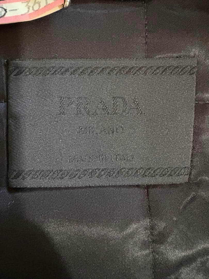 【美品・訳あり】PRADA プラダ★ナイロン/ジップアップジャケット★中綿入り黒