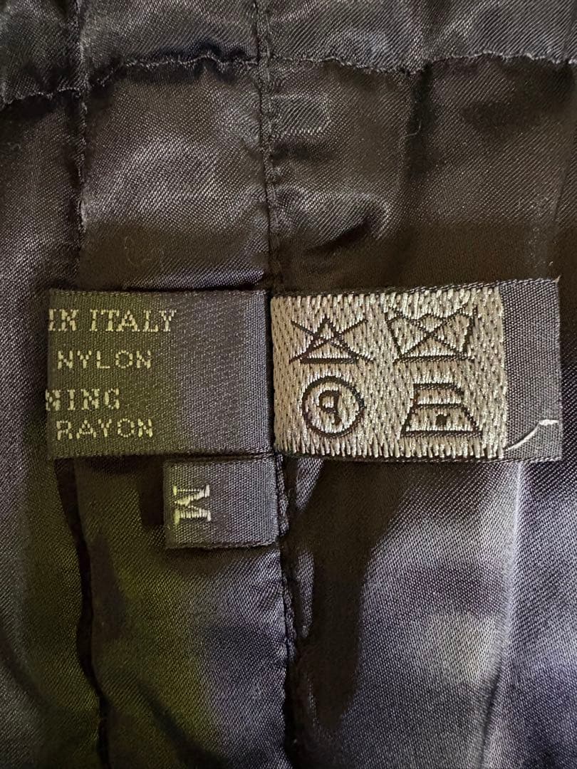 【美品・訳あり】PRADA プラダ★ナイロン/ジップアップジャケット★中綿入り黒