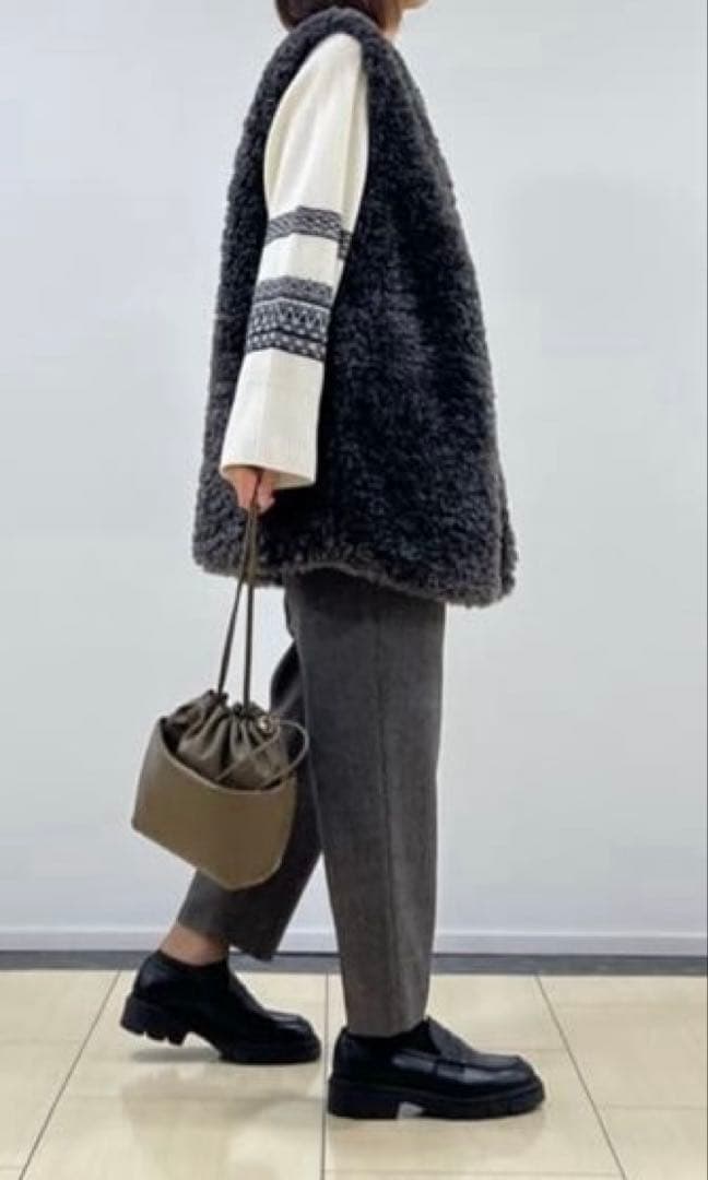 【美品】L'EQUIPE シープファーロングジレ チャコール完売品