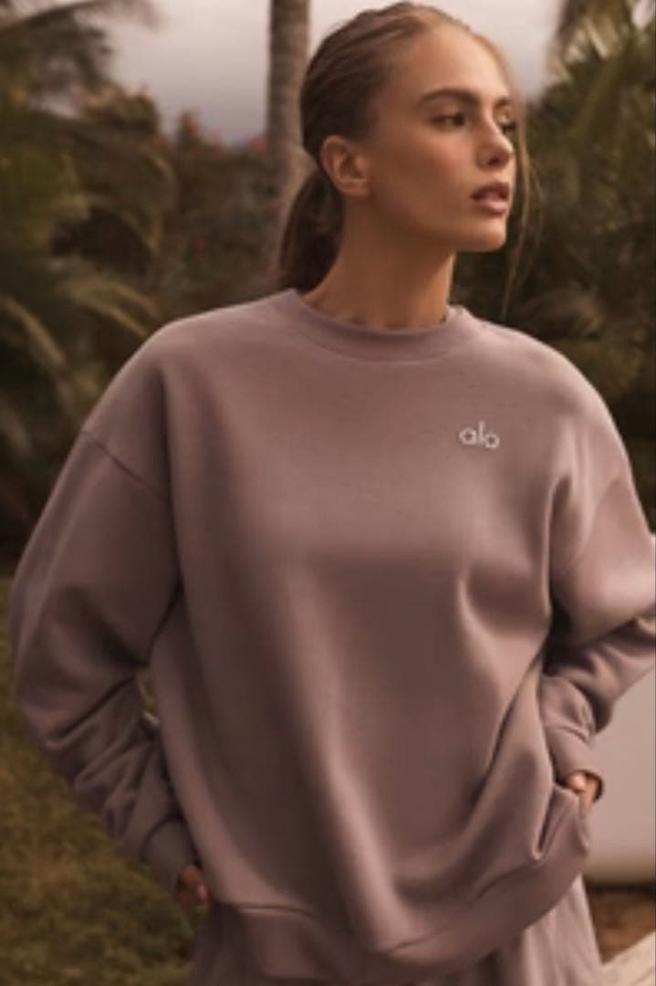 【m】Accolade クルーネック プルオーバーTaupe